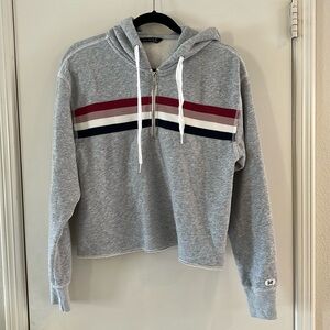 Abercrombie & Fitch Women’s Cropped 3/4 Zip Hoodie.